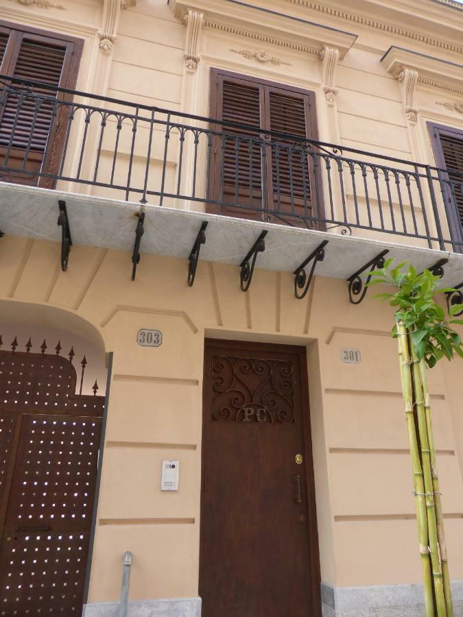 301B&B ปาแลร์โม ภายนอก รูปภาพ