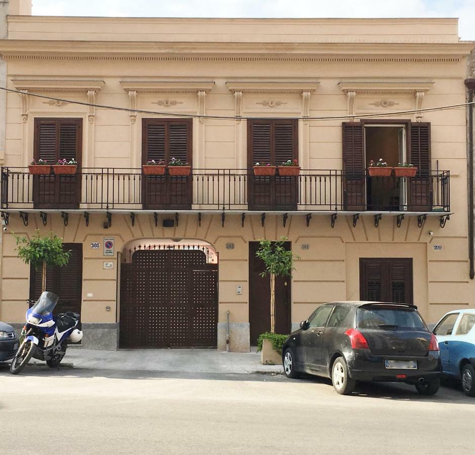 301B&B ปาแลร์โม ภายนอก รูปภาพ