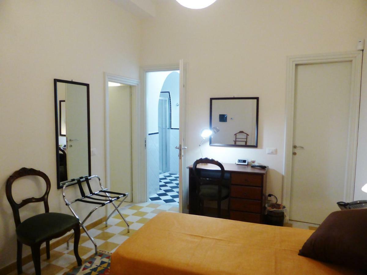 301B&B ปาแลร์โม ภายนอก รูปภาพ